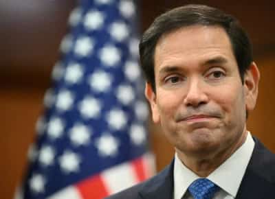 טראמפ מקים חומת כסף: פיקדון של עד 15,000 דולר כתנאי להיכנס לארה"ב