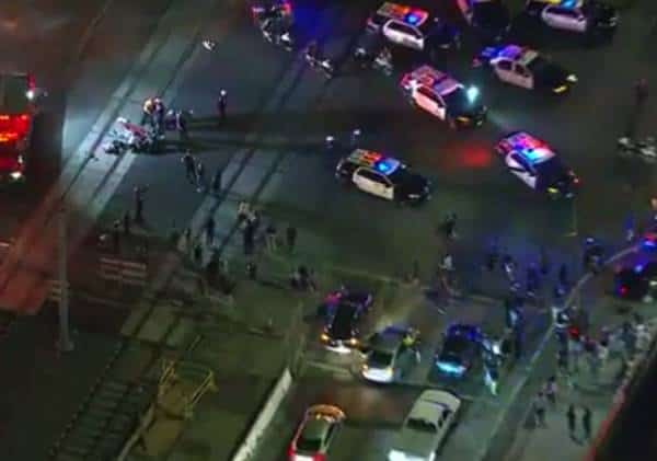 דיווח בלוס אנג'לס: נפגעים במהומה במהלך עצרת לזכרו של הראפר שנרצח