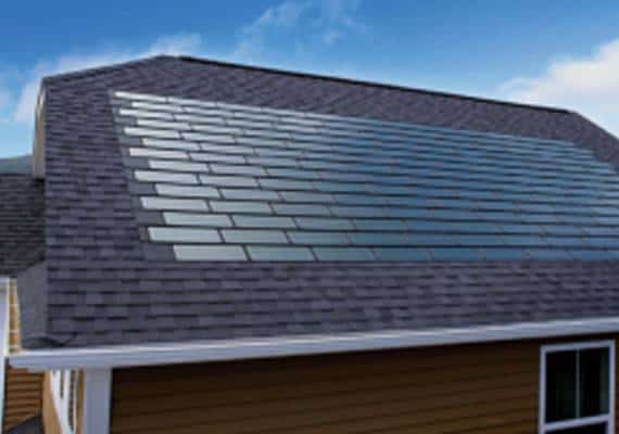  "הג'יגהפקטורי" - מפעל הענק של טסלה בניו יורק מתחיל בייצור גגות סולריים.