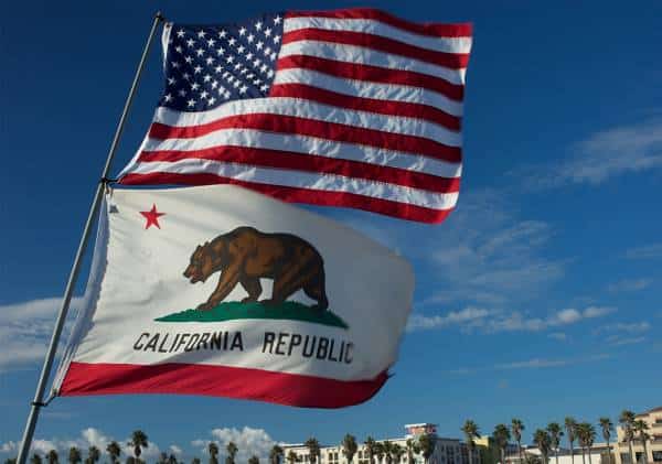 מסתמן: קליפורניה מתכננת לחלק דמי אבטלה בשווי מאות דולרים