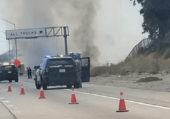 לוס אנג'לס: השריפה ממשיכה להשתולל באזור סנטה קלאריטה, צווי הפינוי בוטלו