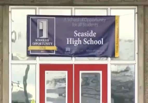 קליפורניה: מורה פצע 3 תלמידים כשאקדחו פלט כדור בכיתה 