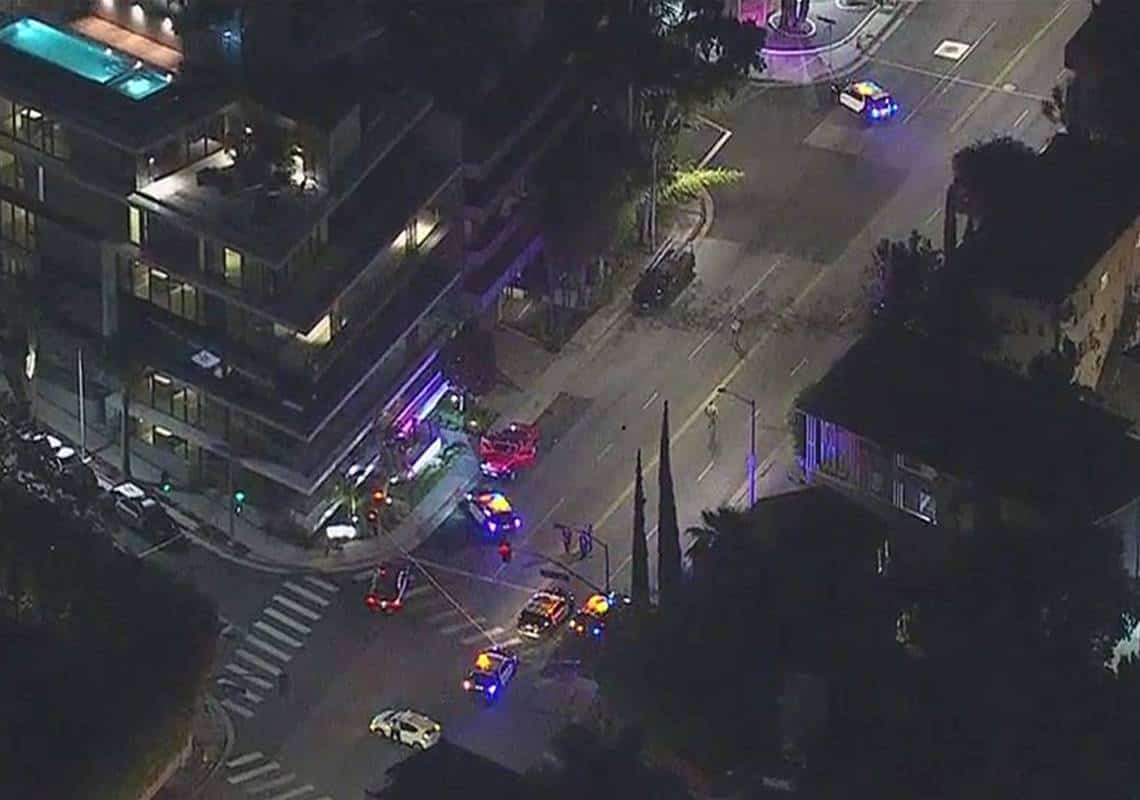 קרב יריות בווסט הוליווד: 4 נפצעו, מצוד נרחב אחר שני היורים