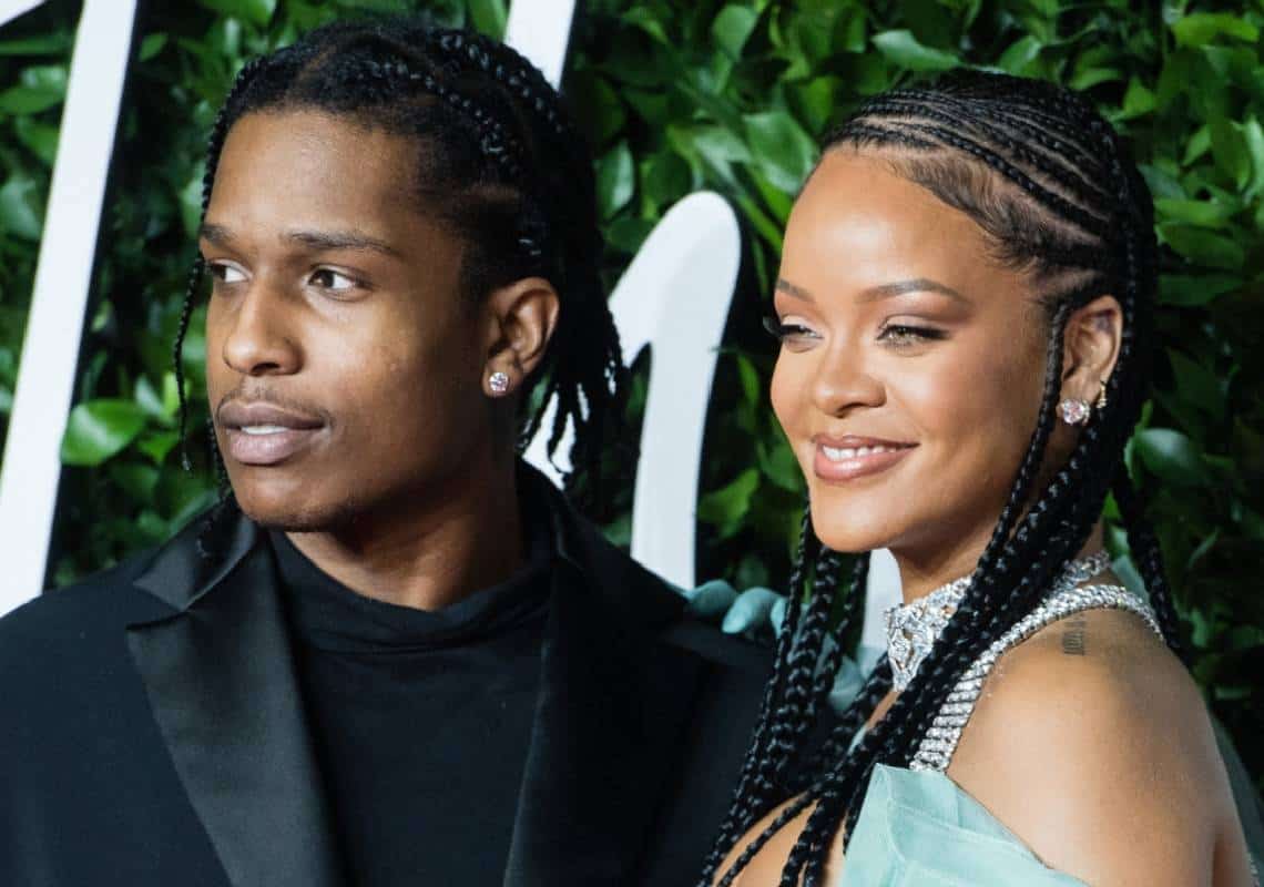 אופס: האם בן זוגה של ריהאנה בגד בה? 