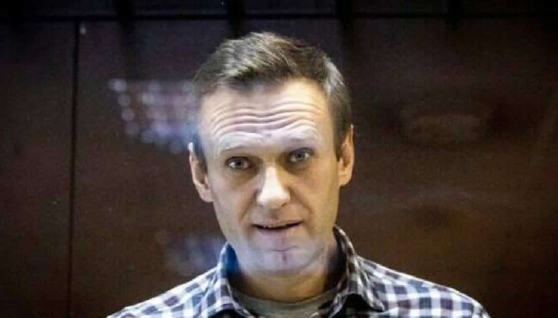 מנהיג האופוזיציה הרוסית אלכסיי נבלני מת בגיל ה-47 בתא המאסר