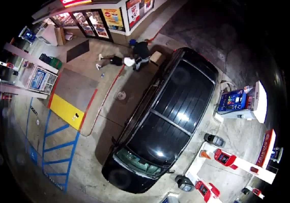 אימה באנסינו: גבר הותקף ונשדד מחוץ לתחנת דלק