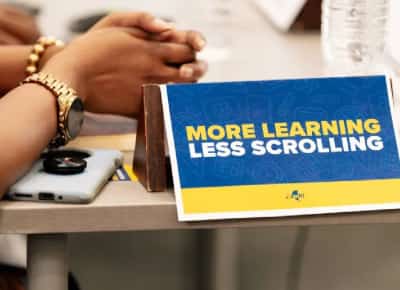 דור האייפון בסכנה: ארבעים ושתיים אחוזים מתלמידי ניו יורק מדווחים על בריונות ברשת