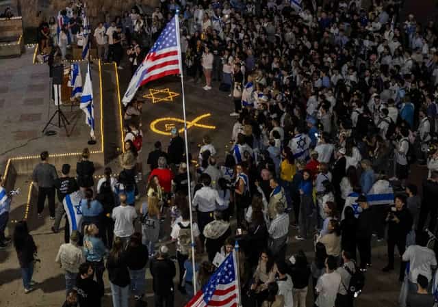 השנה אירועי הזיכרון ברחבי ארה"ב מקבלים אופי שונה, עם יותר מיצבים, הופעות וסיפורים אישיים שנועדו להנציח את הנרצחים ולשמר את העדויות גם לשנים הבאות