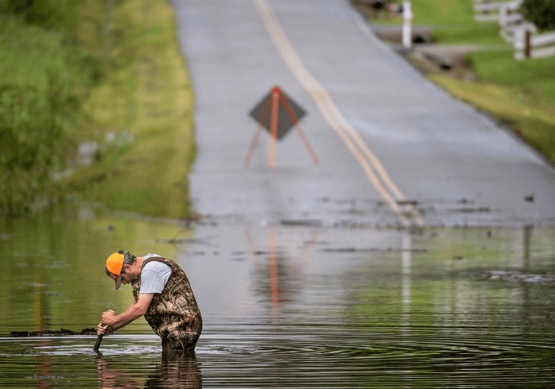 עשרה הרוגים, בהם שני פעוטות, בהצפות כבדות בטנסי: "קטסטרופה"