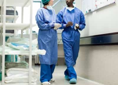 שירותי הבריאות – קרן האור היחידה בשוק העבודה האמריקני