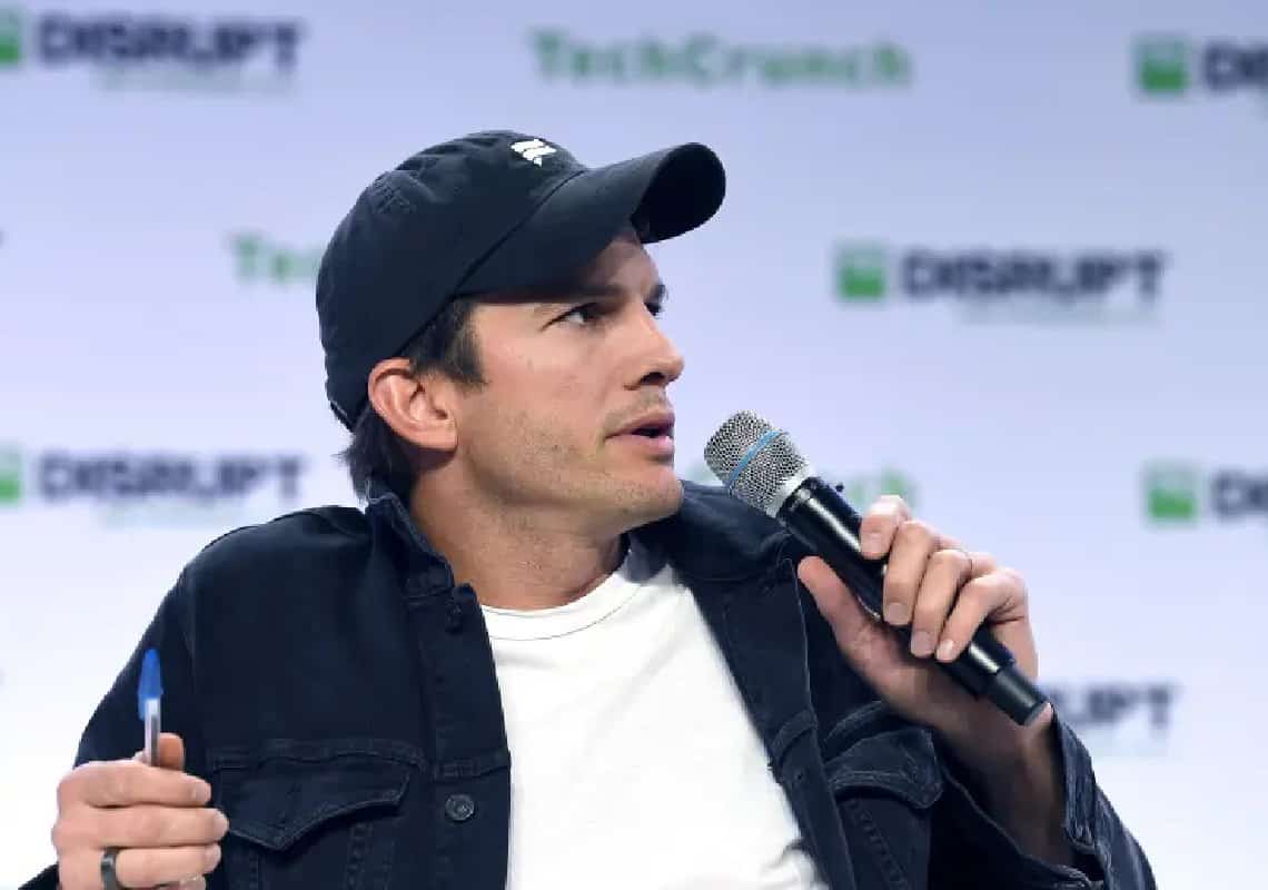 אשטון קוצ׳ר: ״שקלתי לקפוץ מהמרפסת״