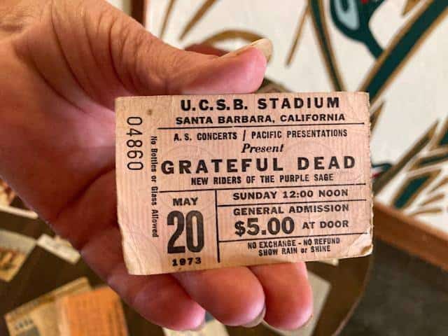 ״כמו קפסולת זמן״: ארנק הוחזר לתושבת קליפורניה אחרי 46 שנים