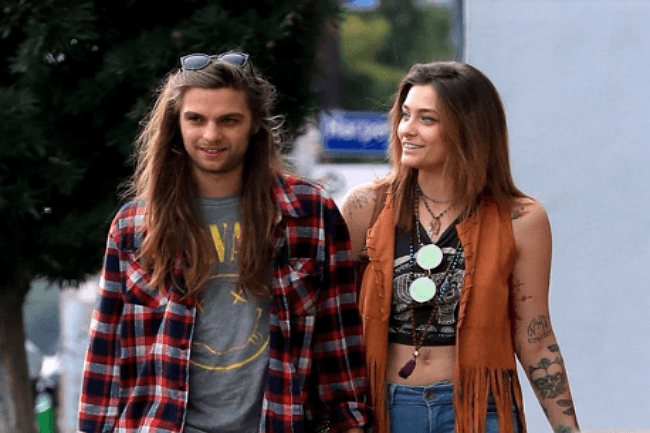 לא רק השקדיה: גם האהבה החדשה של פריס ג'קסון פורחת