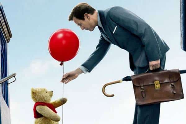 הסרט שמאבד את הדמיון: פו הדוב חסר מנוחה, כי כריסטופר רובין התבגר והפך לאיש משפחה עסוק ועייף