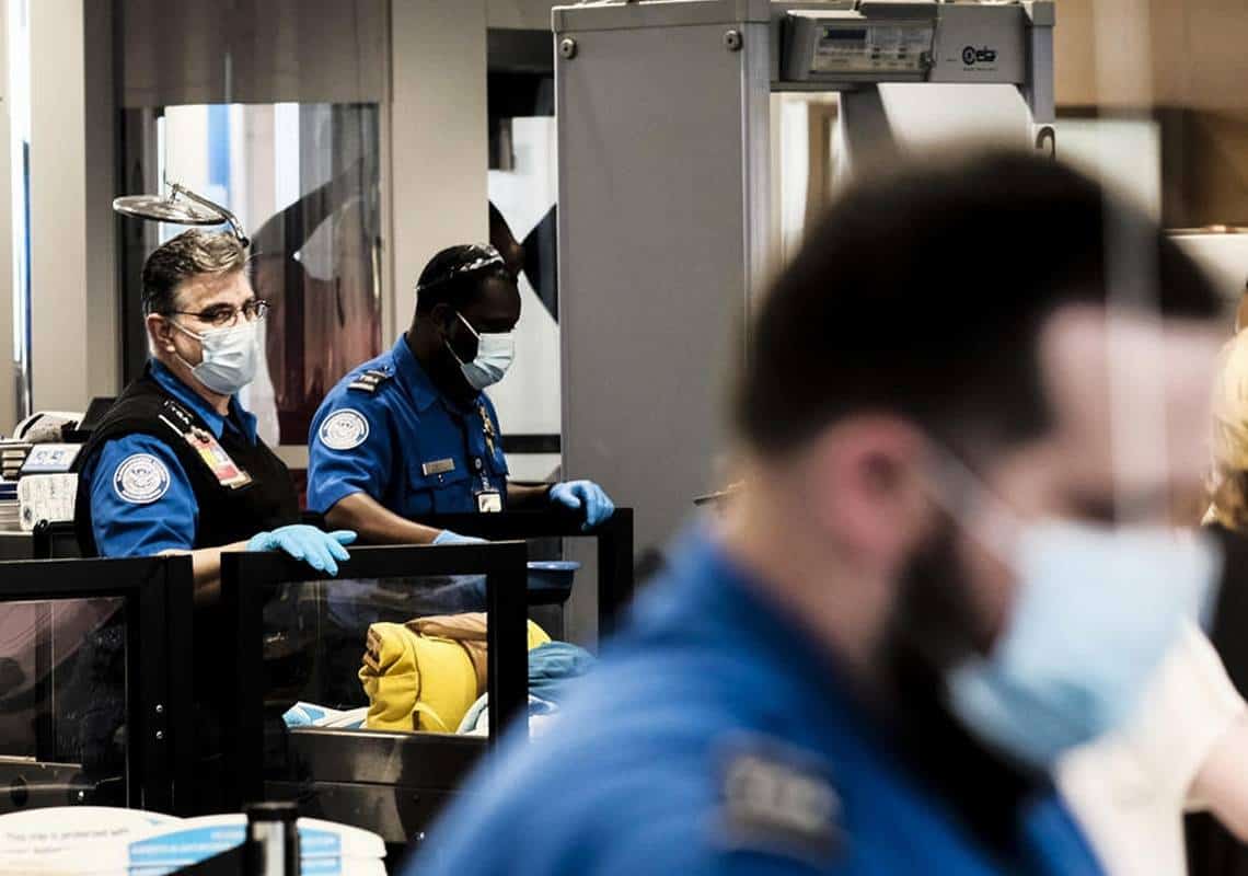 נתוני ה-TSA חושפים: כמות הטסים בארה"ב ירדה לשפל של 4 חודשים