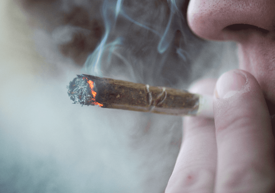 ניו יורק: הנחיות חדשות ומקלות לצרכני קנאביס במקום העבודה