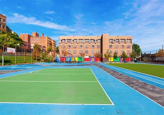 ניו יורק: משרד החינוך התיר לשישה בתי ספר להפוך ל"צ'רטר"