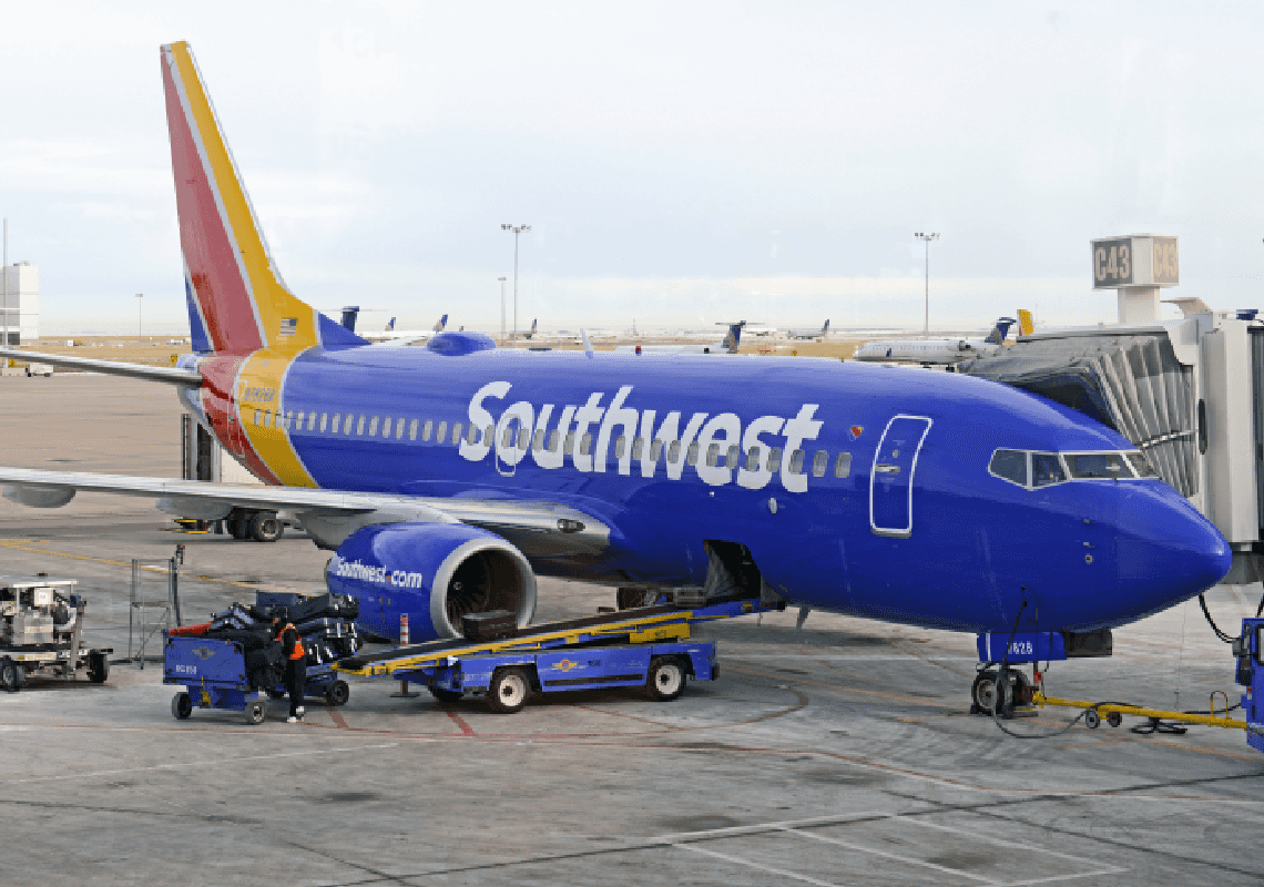 אין סוף לאלימות: נוסע עלה לטיסה לניו יורק - ותקף את הדיילת באגרופים