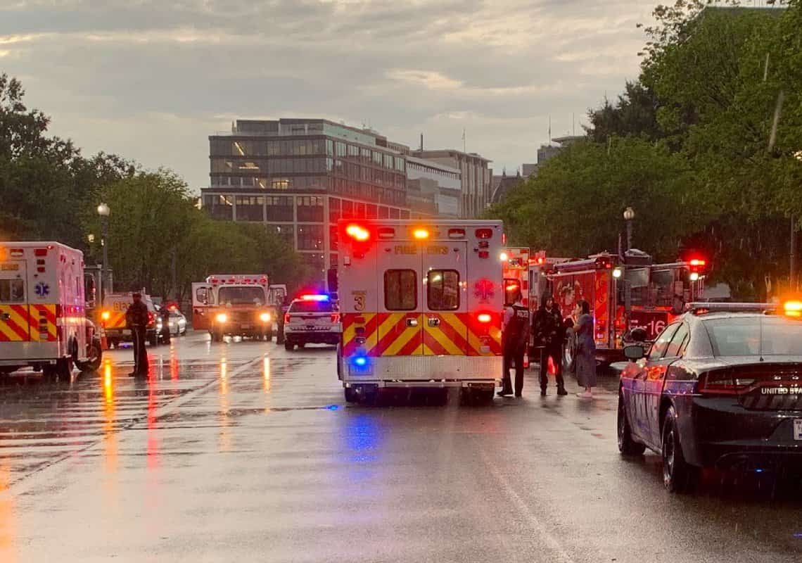 שלושה הרוגים ופצוע קשה מפגיעת ברק בסמוך לבית הלבן