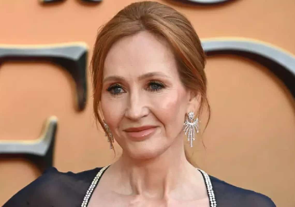 מחברת ספרי "הארי פוטר" מתרסקת וזו הסיבה