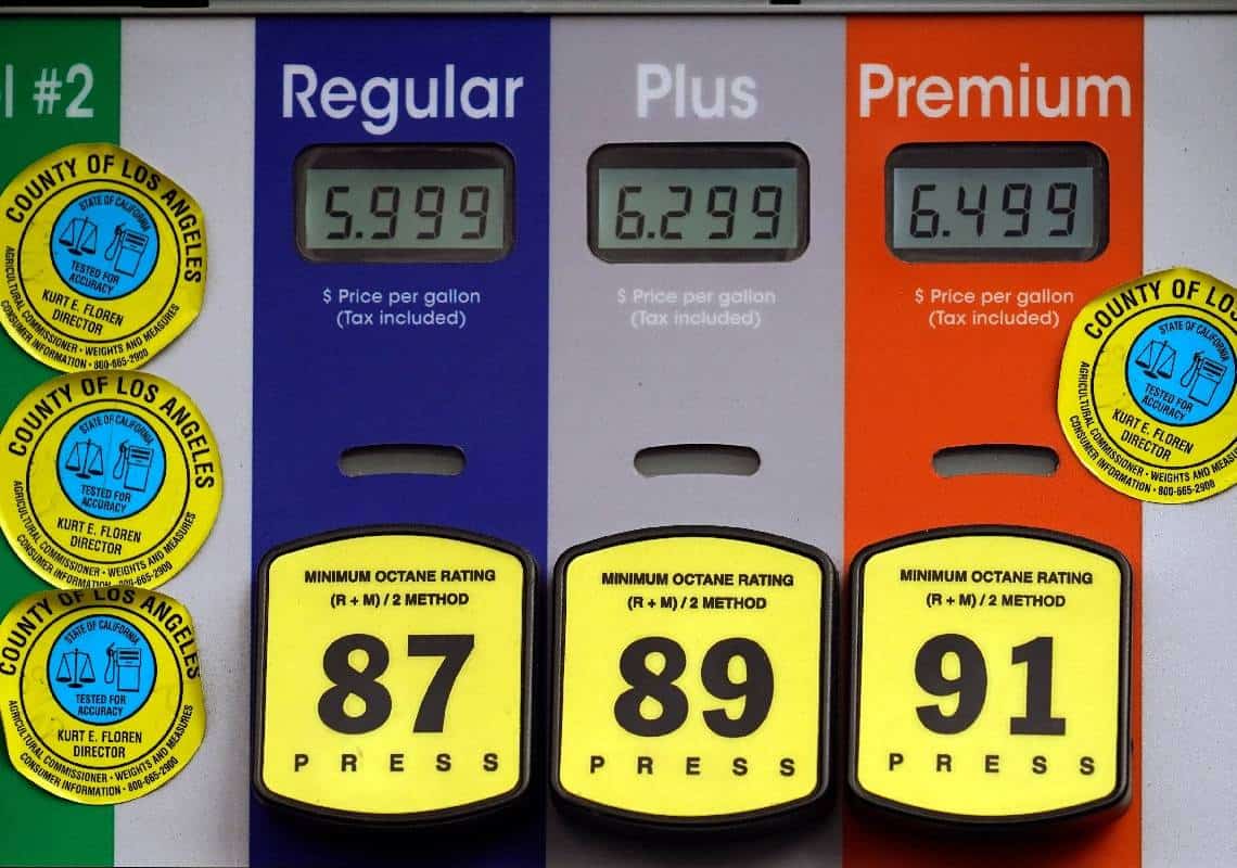 אכזבה לנהגים בארה"ב: מחירי הדלק ממשיכים לזנק