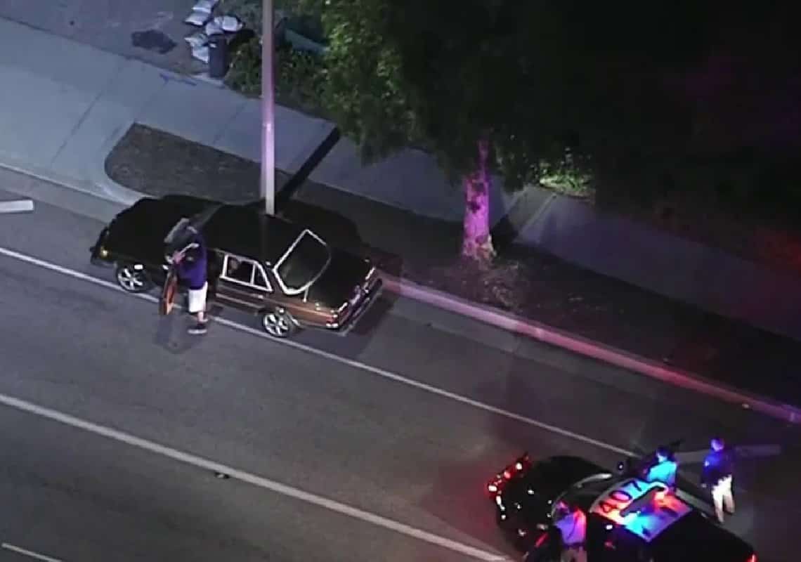 במהלך הלילה: מרדף משטרתי ברחובות ואלי לוס אנג'לס