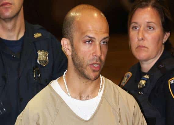 ניו יורק: המורה שלח תמונות מגונות לבת 14 ויצא בזול 