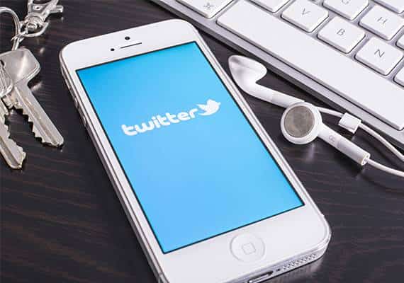 בעקבות מחיקת המשתמשים: מניית טוויטר צונחת