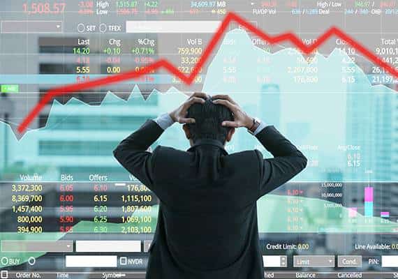 "זוהי התחלתה של האטת הכלכלה": מחריף המשבר בבורסה בוול סטריט