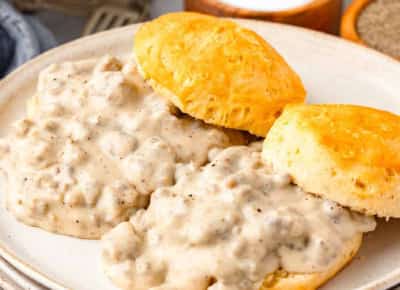 סלינה גומז רוצה ביסקיטס ורוטב כקינוח בחתונה: זה נשמע לי כמו קינוח מושלם