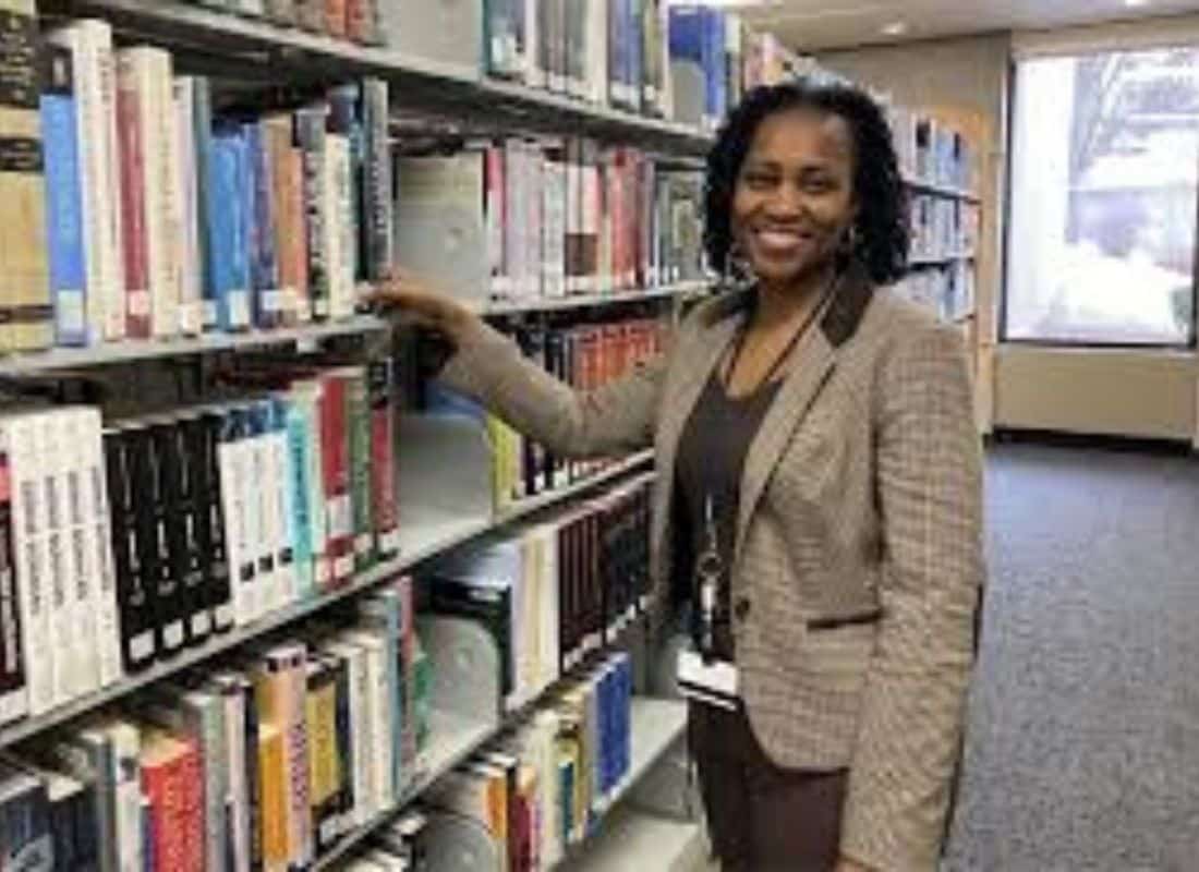 "סליחה, זה לא מה שכתוב בתיאור המשרה": ספרנים בארה"ב הפכו למטפלי חירום בעל כורחם