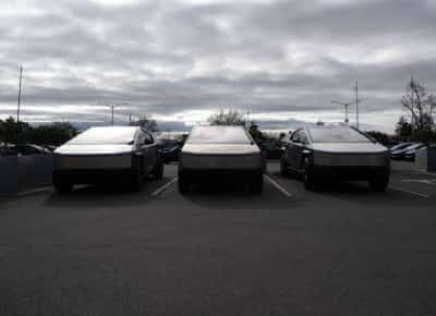 טסלה בתהליך התפוררות: מאסק נוטש את עולם הרכב למען חלום הרובוטים שלו