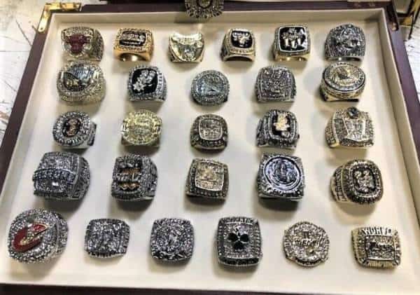  טבעות אליפות NBA מזויפות אותרו בשדה התעופה