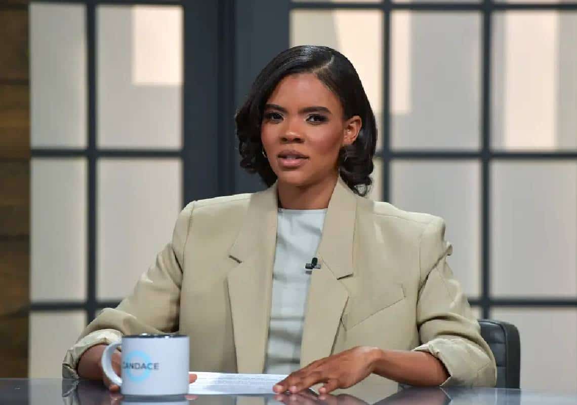 "היהודים שותים דם נוצרי": פוטרה המגישה השמרנית המפורסמת קנדיס אוונס מה-Daily Wire לאחר שתמכה בעלילת דם עתיקה