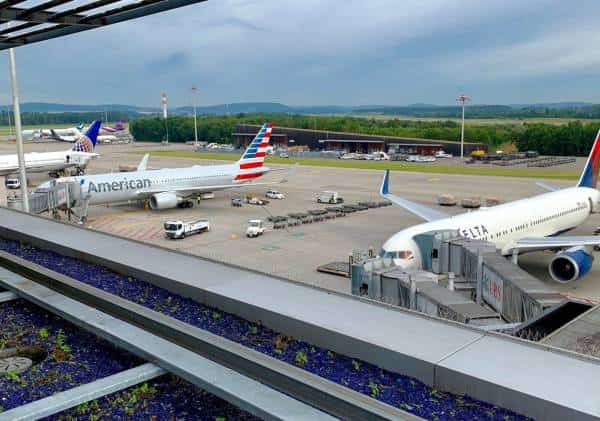 חברות התעופה עלולות להפסיד יותר מ-100 מיליארד דולר בגין התפרצות הקורונה