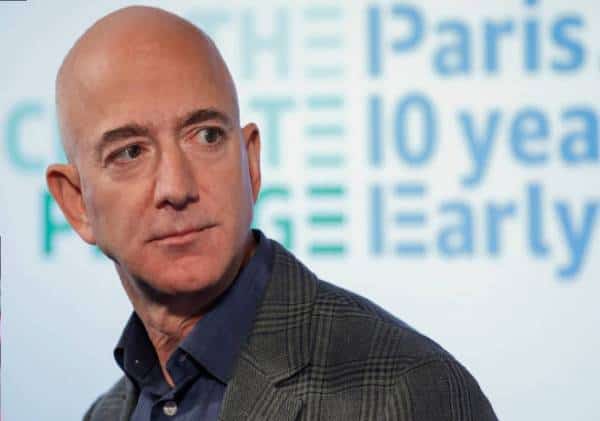 מזל טוב: בזוס האדם הראשון בהיסטוריה להגיע ל-200 מיליארד דולרים הון פרטי, גרושתו היא עכשיו האישה העשירה בעולם