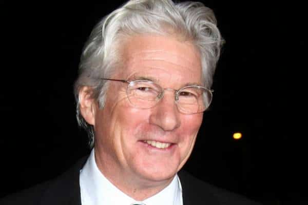 הברכה של הדאלי לאמה הצליחה: ריצ'רד גיר הפך לאבא בגיל 69