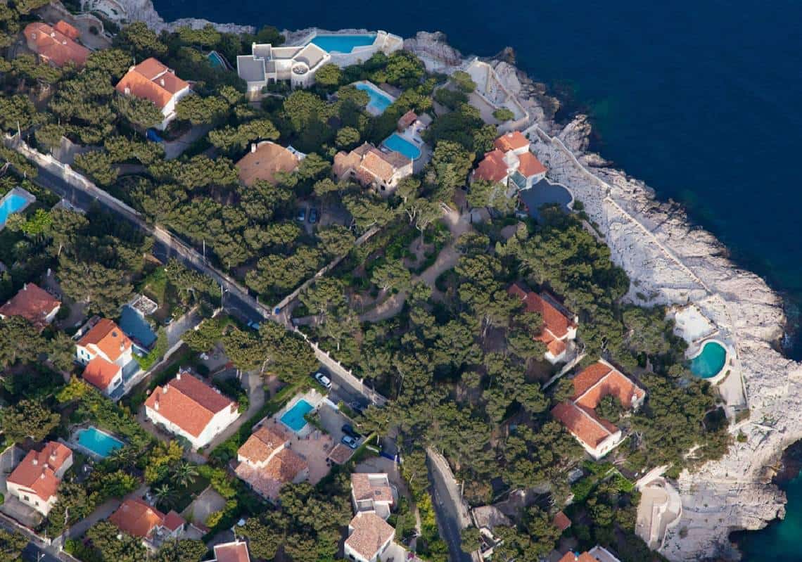 האח הגדול: ‏רשויות המס בצרפת פורסות תוכנת AI כדי למצוא 20,000 בריכות שחייה לא מוצהרות‏, בקרוב - הרחבות ומרפסות