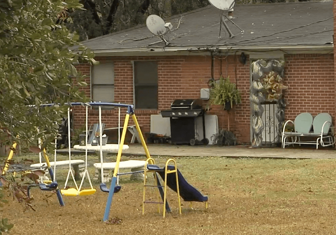 מחריד: בת 9 מואשמת שהכתה למוות את אחיה בן ה-4 