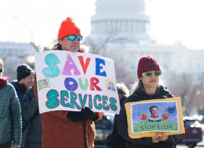 ממשל טראמפ במירוץ לתקן טעות ענקית: המחלקה לתיעול הממשל פיטרה יותר מדי אנשים