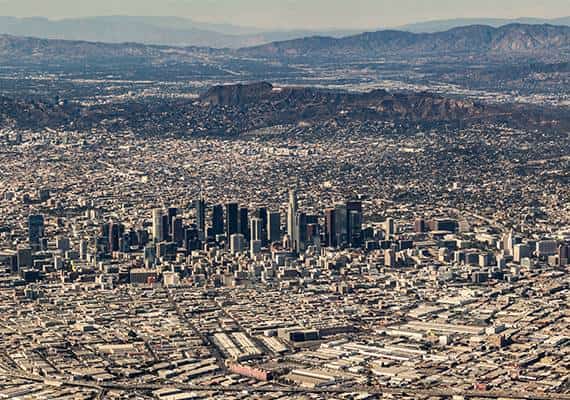 יוקר הדיור בלוס אנג'לס: רווחים עצומים למוכרי הבתים