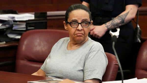 "את אשה שטנית": המטפלת הרוצחת מניו יורק הורשעה ברצח שני הילדים