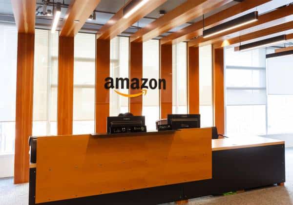 דיווח: אמזון שוקלת לחזור בה מההחלטה להקים מטה בניו יורק
