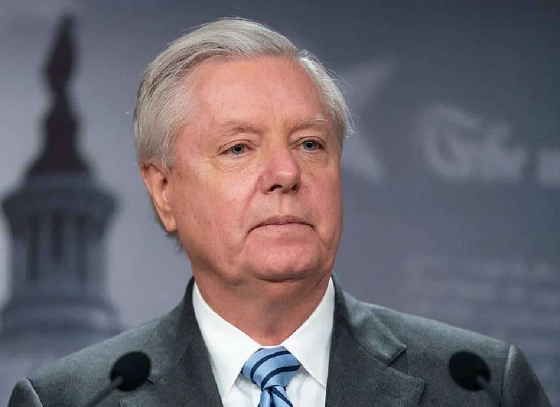 לינדזי גרהם מזלזל בהבטחת הקמפיין החדשה של דונלד טראמפ