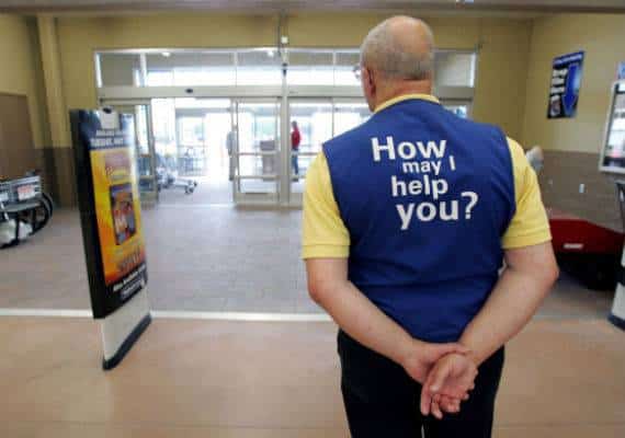 דוח חדש קובע כי חצי מעובדי וולמארט מועסקים במשרה חלקית; החברה מכחישה את הטענות