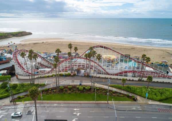 אכזבה לילדים: פארק השעשועים הראשון להיפתח מחדש בקליפורניה סופג מהלומה