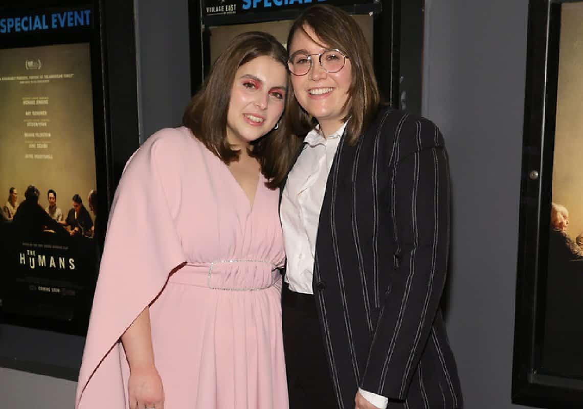  מזל טוב: השחקנית ביני פדלסטין התארסה לבת זוגה 