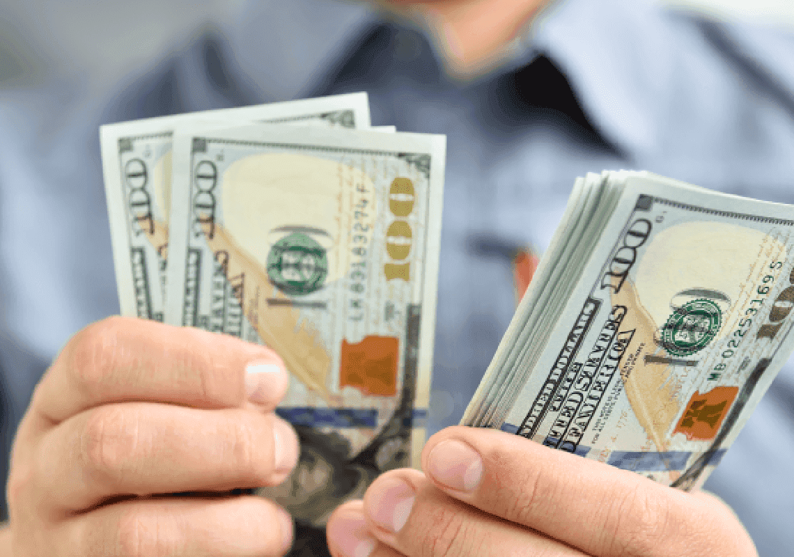 נוכל הטינדר גרסת קליפורניה: בן 35 הורשע בהונאה רומנטית