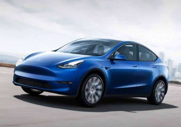 משקיעי טסלה לא התרשמו מהדגם החדש שהציג אילון מאסק