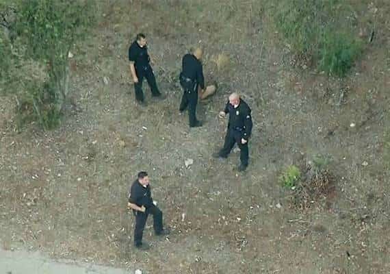 לוס אנג'לס: מרדף משטרתי אחר נהג שברח בעירום